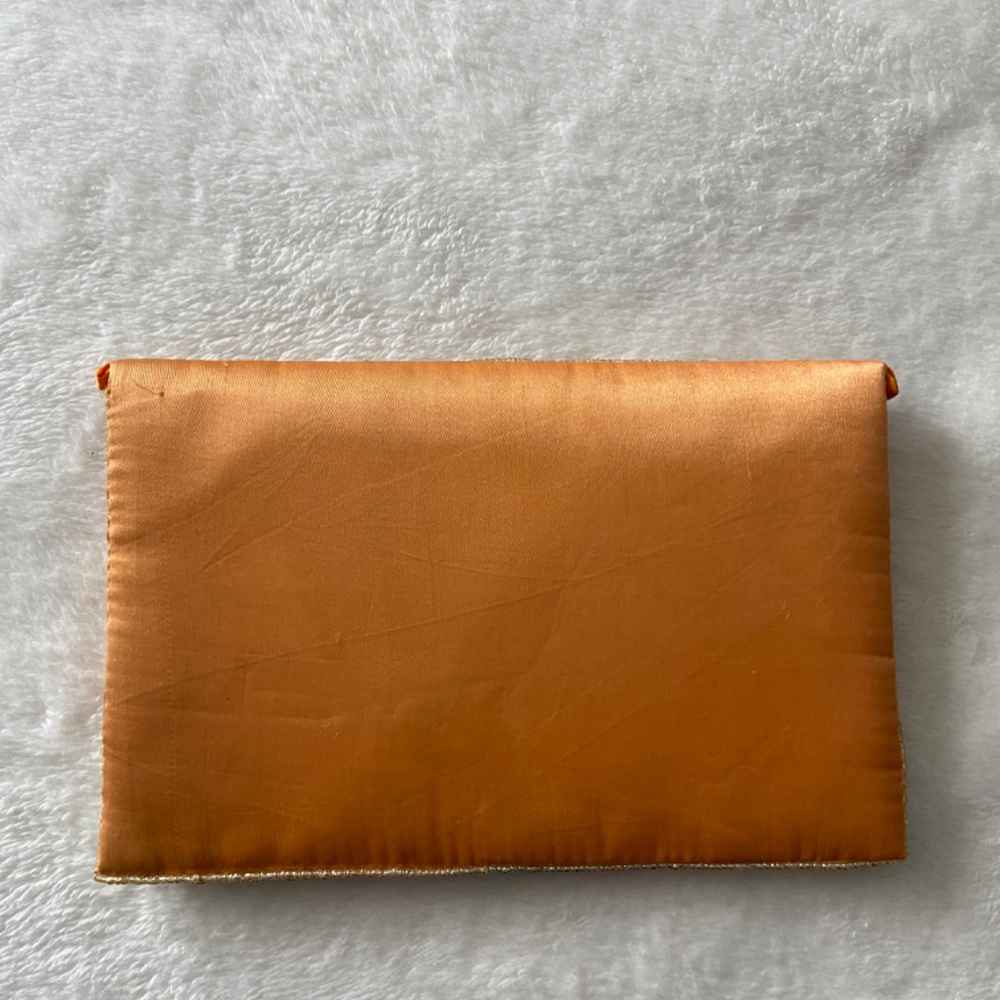 New! Golden Handmade Beaded Clutch - Picture 6 of 7